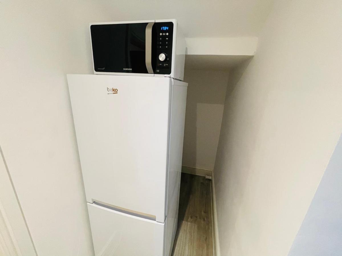 New Modern Studio Apartment, Parking, Netflix Kenilworth Exterior photo
